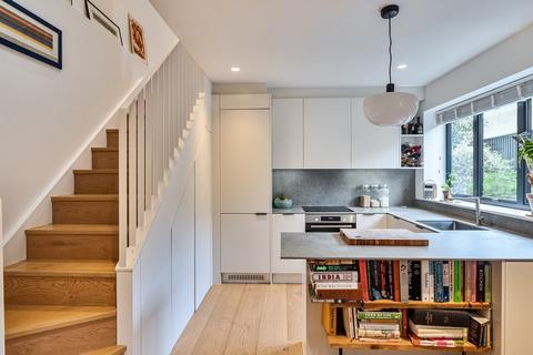 undefined, Lamington Mews, London