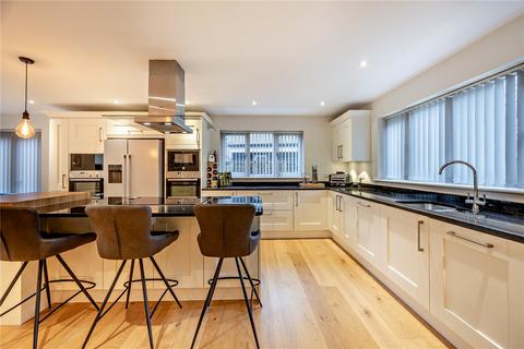 5 bedroom detached house for sale, Thornford Road, Crookham Common, Thatcham, Berkshire, RG19