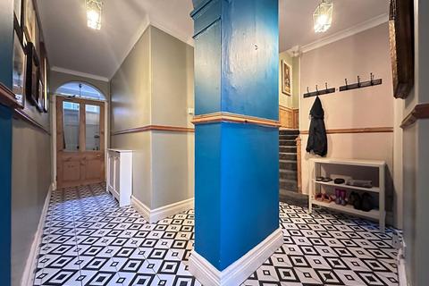 6 bedroom semi-detached house for sale, Princess Street, Scarborough, YO11