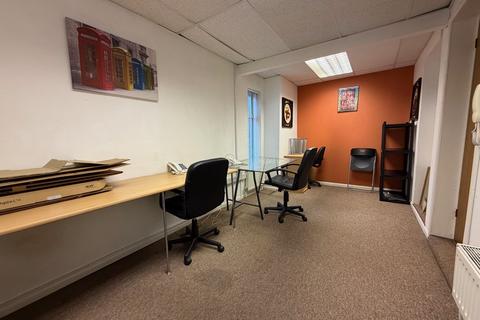Office to rent, 12 Dudley St Luton LU2 0NT