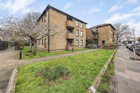 Hales Court, Teddington