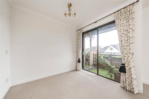 2 bedroom apartment for sale, Hales Court, Teddington
