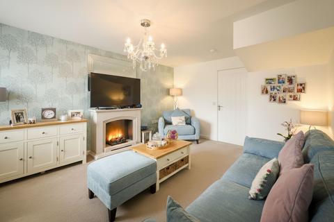 3 bedroom end of terrace house for sale, Hudson Way, Hadleigh, IP7