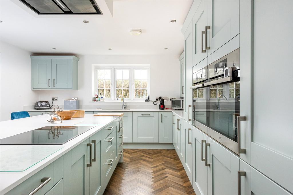 Kitchen/Breakfast