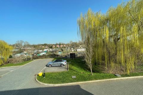 2 bedroom terraced house to rent, Wallingford Way, Berkshire, Maidenhead, SL6