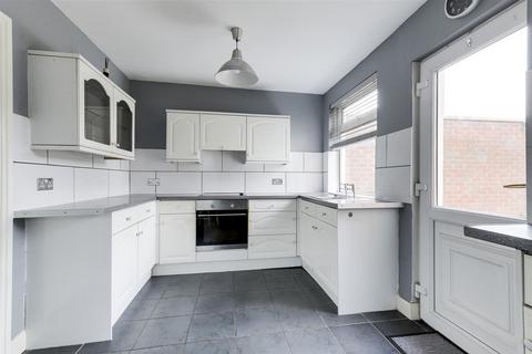 2 bedroom semi-detached house for sale, Coppice Road, Nottingham NG5