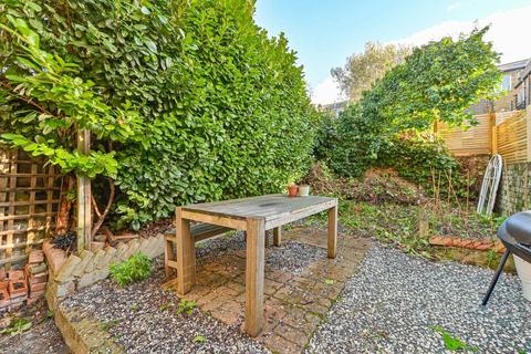 5 bedroom terraced house for sale, Chantrey Road, Brixton, London, SW9