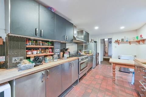 5 bedroom terraced house for sale, Chantrey Road, Brixton, London, SW9