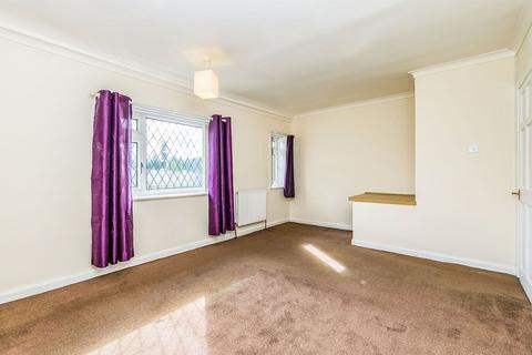 2 bedroom terraced house to rent, Skelwith Walk, West Yorkshire LS14