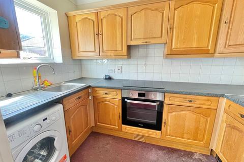 2 bedroom semi-detached bungalow for sale, Michaelstowe Drive, Harwich