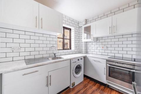 1 bedroom flat for sale, Jasmin Close, Northwood, HA6