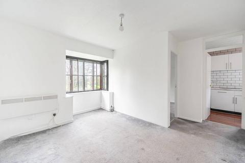 1 bedroom flat for sale, Jasmin Close, Northwood, HA6