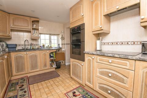 undefined, Ham, Axminster