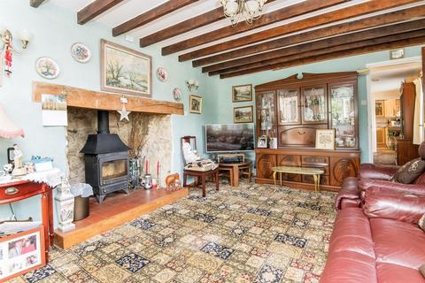 undefined, Ham, Axminster