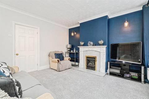 2 bedroom terraced house for sale, Church Lanes, Fakenham