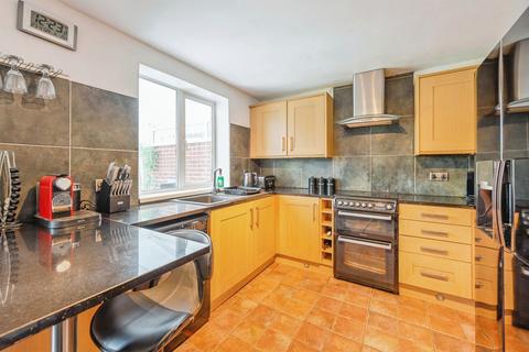 undefined, Stanley Crescent, Uttoxeter
