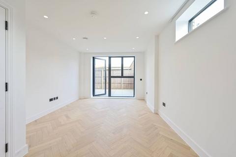 undefined, Cannon Hill Lane, Raynes Park, SW20