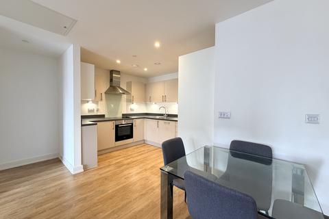 2 bedroom apartment to rent, Holmbush Mews, Faygate, HORSHAM