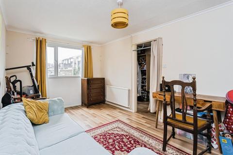3 bedroom semi-detached house for sale, Dumbrills Close, Burgess Hill