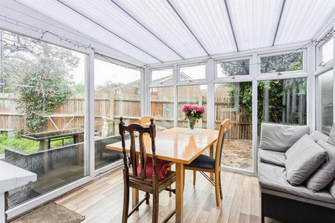 3 bedroom semi-detached house for sale, Dumbrills Close, Burgess Hill