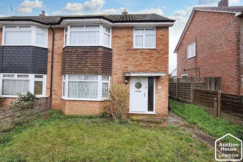 136 Canterbury Road, Kennington, Ashford, Kent, TN24 9QE