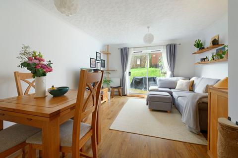 2 bedroom terraced house for sale, St. Marys Close, Etchinghill, CT18