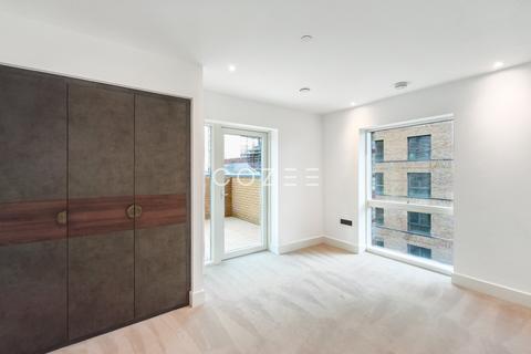 2 bedroom flat to rent, Danvers Avenue, Clapham SW11