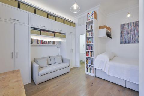 Studio for sale, Denbigh Street, SW1, Pimlico, London, SW1V
