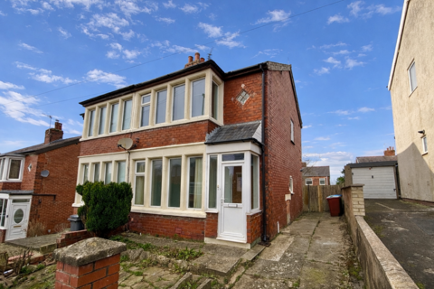 Semi-detached house - Bardsway Avenue, Stanley Park FY3