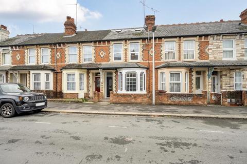 5 bedroom terraced house to rent, Curzon Street,  Reading,  RG30