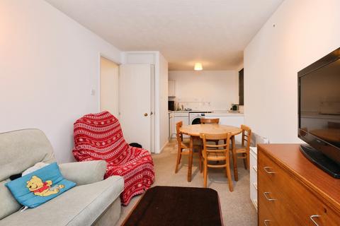 1 bedroom flat for sale, Foxes Close, Hertford