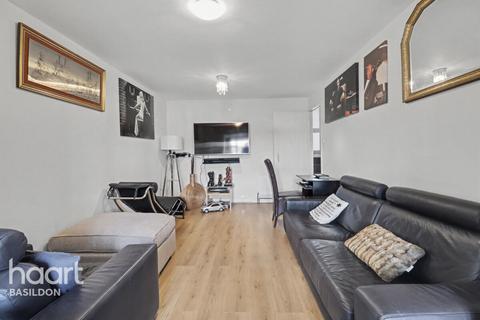undefined, Rivertons, Basildon