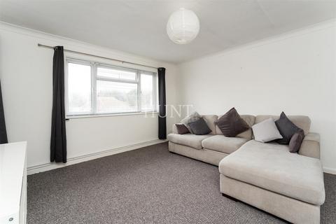 2 bedroom flat for sale, Triton Court, Whitehall Lane, Buckhurst Hill IG9