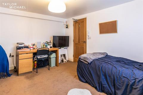 1 bedroom in a house share to rent, Broad Street, Brighton