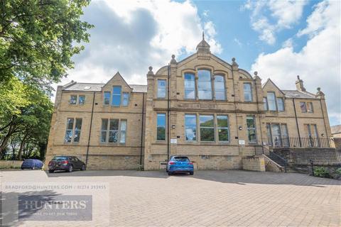2 bedroom flat for sale, Chrisharben Court, Green End, Clayton, Bradford, BD14 6AF