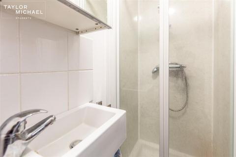 1 bedroom in a house share to rent, Broad Street, Brighton