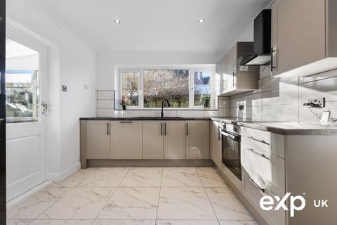 undefined, Bretton Road, Nottingham NG15
