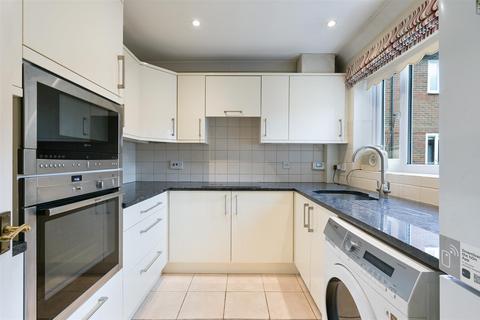 2 bedroom terraced house for sale, The Walled Garden, Tadworth