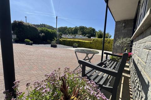 undefined, Llanilar