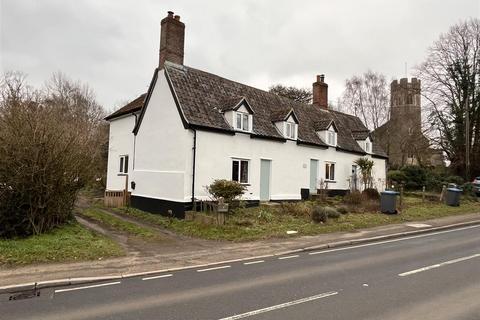 4 bedroom semi-detached house to rent, Theberton