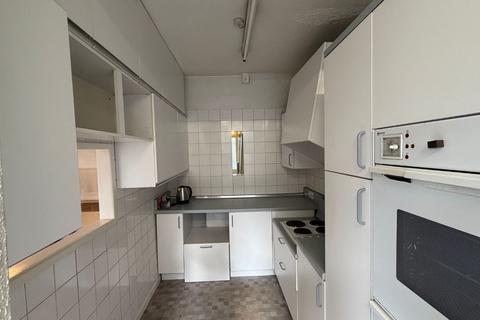 undefined, 76 Guy Road, Wallington, Surrey, SM6 7LY