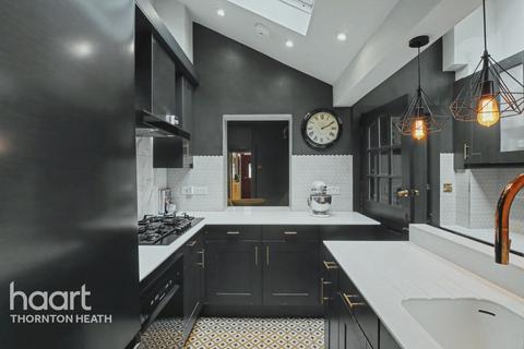 2 bedroom terraced house for sale, Salisbury Road, London