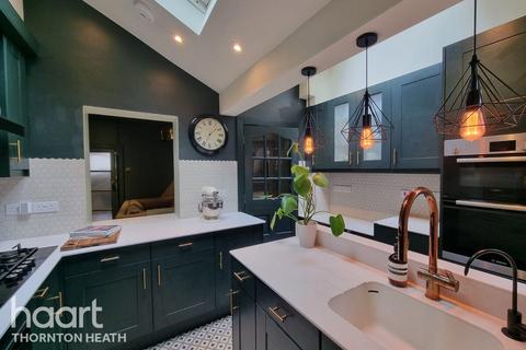 2 bedroom terraced house for sale, Salisbury Road, London