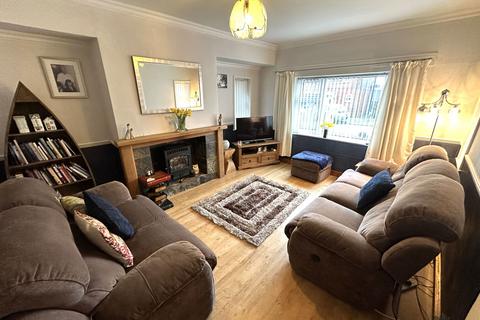 3 bedroom semi-detached house for sale, Westminster Avenue, Royton