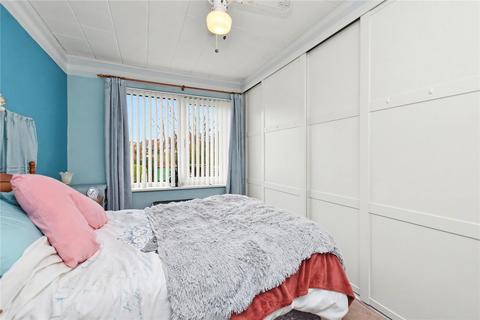 3 bedroom semi-detached house for sale, Richmond Terrace, Pudsey, West Yorkshire