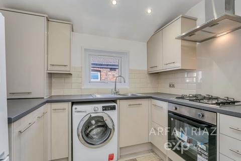 2 bedroom flat to rent, Fortunegate Road, London NW10