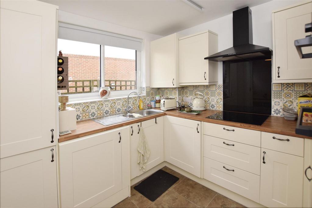 Kitchen.JPG