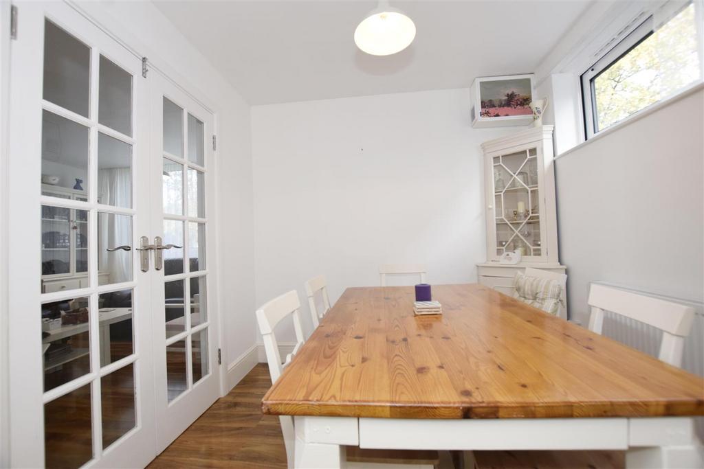 Dining room.JPG