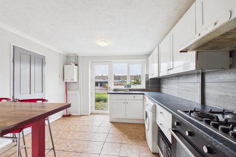 3 bedroom terraced house for sale, Grafton Road, Aylesbury HP19