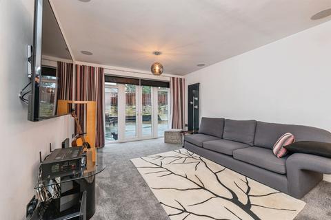 3 bedroom detached bungalow for sale, Heights Drive, Linthwaite, Huddersfield